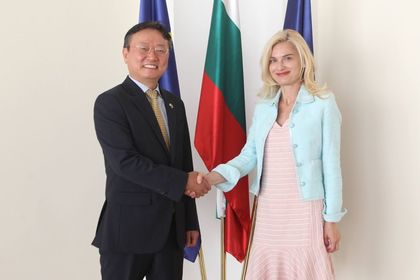 Заместник-министър Динкова прие посланика на Република Корея Ли Хо-шик